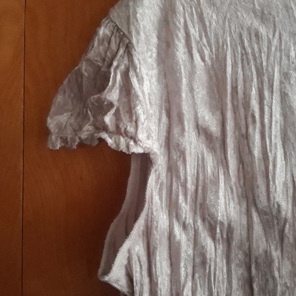 Top - Picture 5 of 5